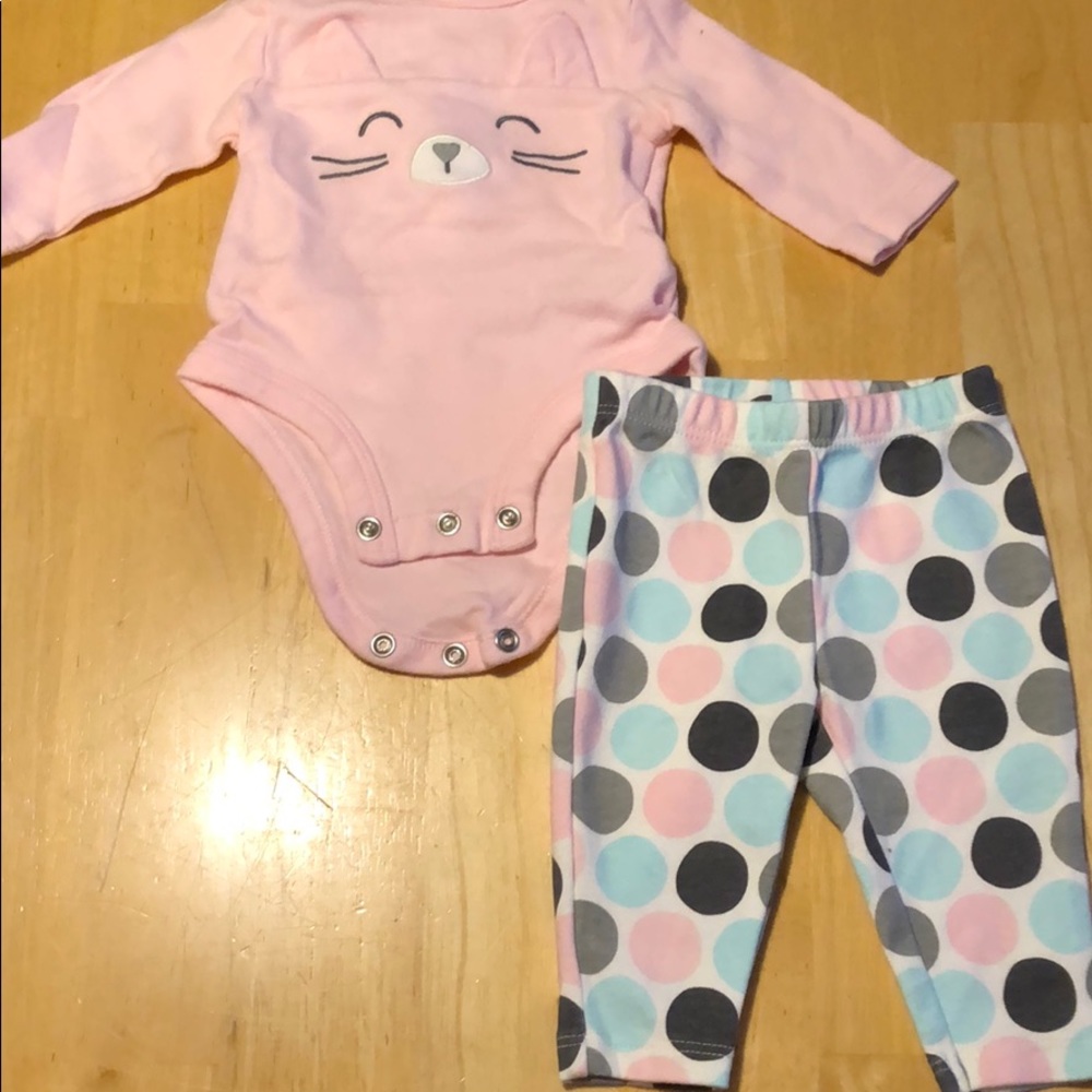 Newborn outfit